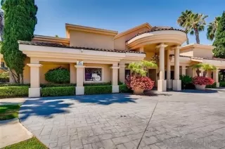 Photo #3: 240007662 Listing