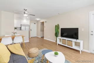 Photo #1: 240007694 Listing