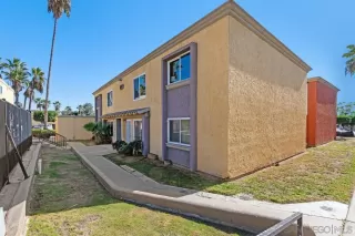 Photo #3: 240007706 Listing