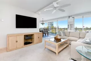 Photo #2: 240007722 Listing