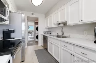 Photo #4: 240007722 Listing