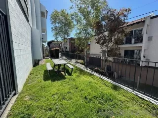 Photo #6: 240007731 Listing