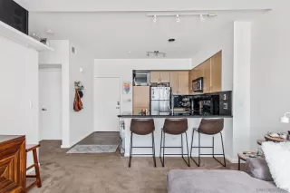 Photo #3: 240007736 Listing