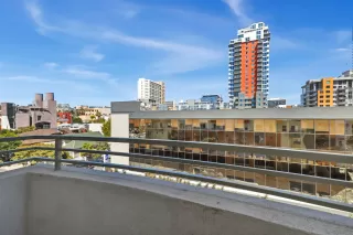 Photo #2: 240007747 Listing