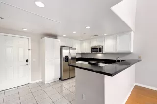 Photo #5: 240007747 Listing