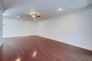 Photo #5: 240007752 Listing