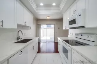 Photo #6: 240007752 Listing