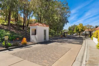 Photo #3: 240007757 Listing