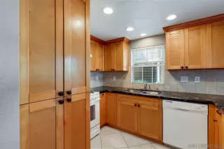 Photo #2: 240007761 Listing 