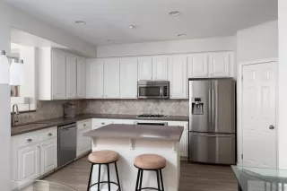 Photo #4: 240007762 Listing