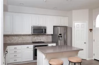 Photo #5: 240007762 Listing