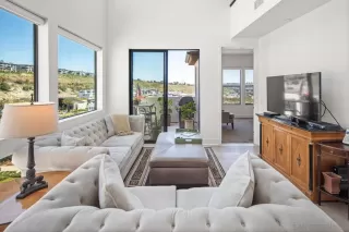 Photo #3: 240007794 Listing