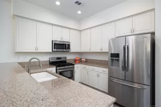Photo #4: 240007839 Listing