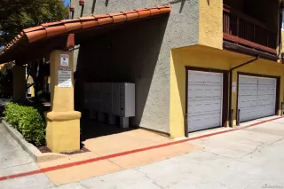 Photo #2: 240007845 Listing