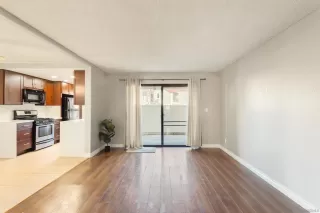 Photo #2: 240007871 Listing 