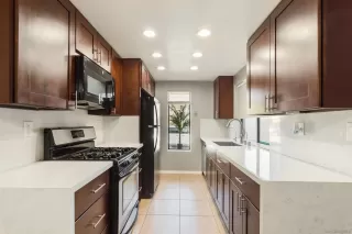 Photo #3: 240007871 Listing 