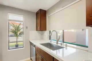 Photo #4: 240007871 Listing 