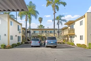 Photo #1: 240007882 Listing