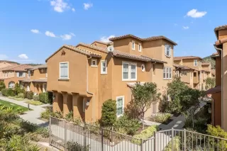 Photo #1: 240007885 Listing 