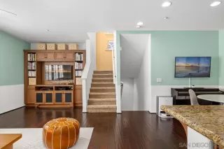 Photo #3: 240007885 Listing 