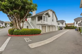 Photo #3: 240007895 Listing