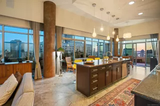 Photo #3: 240007901 Listing 