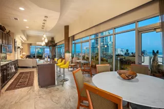 Photo #4: 240007901 Listing 