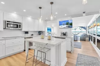 Photo #2: 240007909 Listing