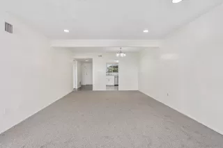 Photo #1: 240007922 Listing