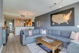 Photo #5: 240007928 Listing