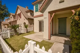 Photo #2: 240007948 Listing