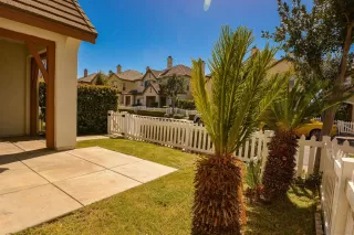 Photo #5: 240007948 Listing