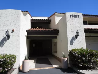 Photo #4: 240007958 Listing