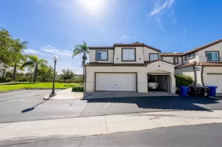 Photo #5: 240007975 Listing