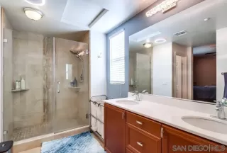 Photo #5: 240007988 Listing