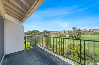 Photo #6: 240007989 Listing