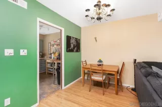 Photo #6: 240008000 Listing