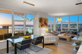 Photo #5: 240008009 Listing