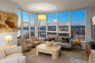 Photo #6: 240008009 Listing