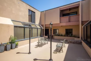 Photo #3: 240008022 Listing