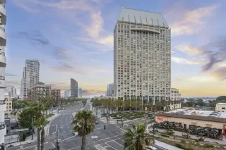 Photo #3: 240008025 Listing