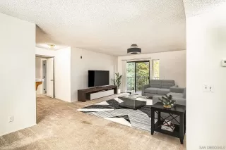 Photo #4: 240008069 Listing 