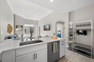 Photo #4: 240008089 Listing 