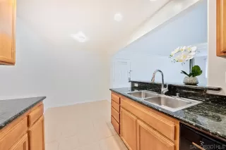 Photo #6: 240008199 Listing 