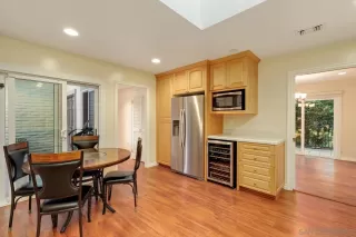 Photo #4: 240008207 Listing