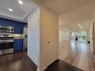 Photo #2: 240008249 Listing