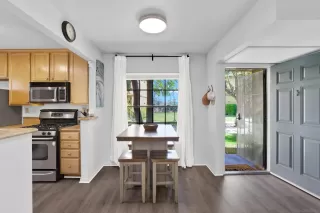 Photo #2: 240008256 Listing