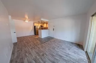 Photo #3: 240008257 Listing