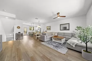 Photo #1: 240008284 Listing