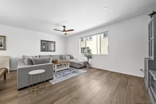 Photo #3: 240008284 Listing